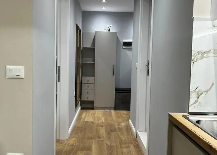 Le Bon 2 Apartment